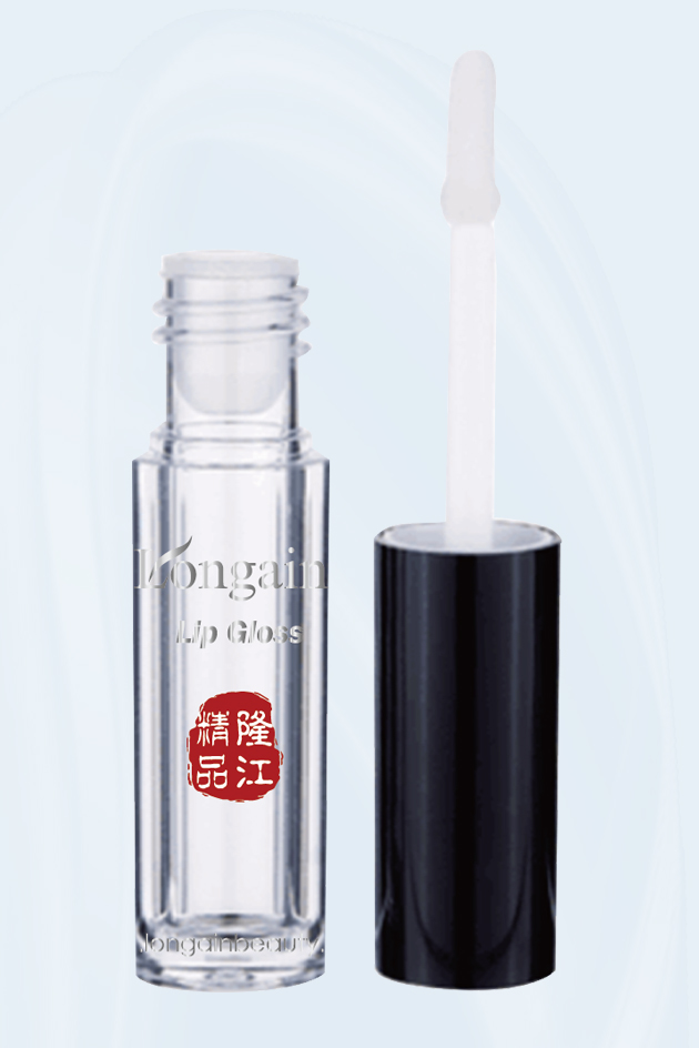 Pearl shimmering lip gloss